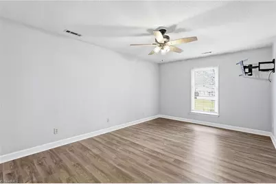 316 Derby Street, Kernersville, NC 27284 - Photo 28