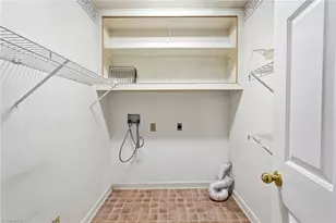 316 Derby St, Kernersville, NC 27284 - Photo 18