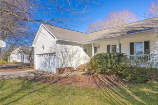 110 Sullivan Ct, Gibsonville, NC 27249 - Photo 2