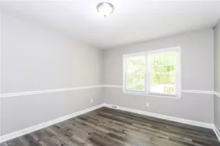 4309 Rosebriar Ln, Winston-Salem, NC 27106 - Photo 10