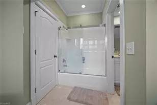 5 Postbridge Ct, Greensboro, NC 27407 - Photo 32