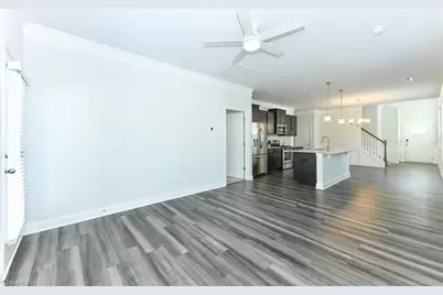 820 Riley Lane, Greensboro, NC 27455 - Photo 6