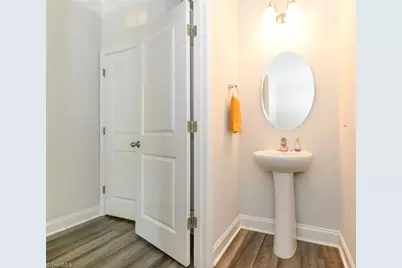 820 Riley Lane, Greensboro, NC 27455 - Photo 14