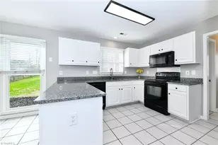 4903 White Horse Dr, Greensboro, NC 27410 - Photo 8