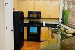 220 W Market St, Greensboro, NC 27401 - Photo 4