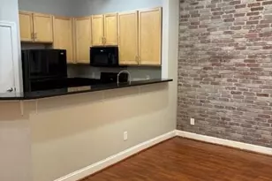 220 W Market St, Greensboro, NC 27401 - Photo 6