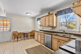 1811 Downing St, Greensboro, NC 27410 - Photo 14