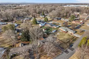 304 Irving Park Dr, Kernersville, NC 27284 - Photo 36