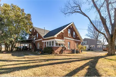 416 S Fayetteville Street, Liberty, NC 27298 - Photo 28