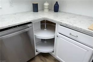 804 Harris St, Burlington, NC 27217 - Photo 18