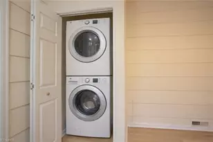 1411 Chelsea St, Winston-Salem, NC 27103 - Photo 10