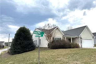 5862 Sunny Ridge Tr, Clemmons, NC 27012 - Photo 1