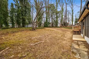 1113 Rustic Rd, Greensboro, NC 27410 - Photo 12