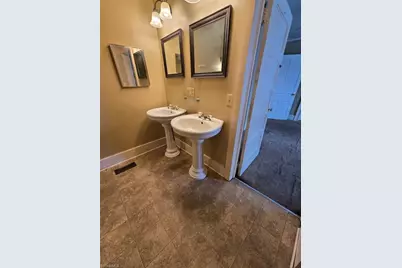 309 Taylor Street, Mount Airy, NC 27030 - Photo 12