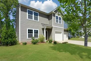 5031 Red Poll Dr, Greensboro, NC 27405 - Photo 2