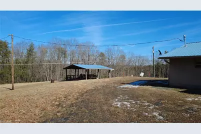 1050 Smurf Road, Danbury, NC 27016 - Photo 4