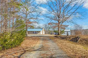 1050 Smurf Rd, Danbury, NC 27016 - Photo 14