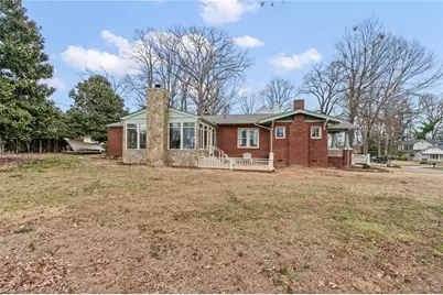 630 Colonial Drive, High Point, NC 27262 - Photo 34