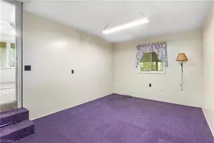 300 E Lee Ave, Yadkinville, NC 27055 - Photo 32