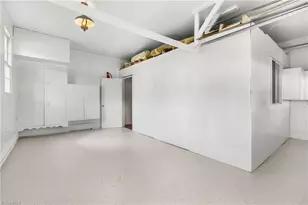 300 E Lee Ave, Yadkinville, NC 27055 - Photo 34