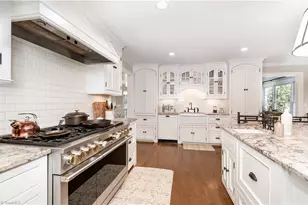 2307 Princess Ann St, Greensboro, NC 27408 - Photo 12