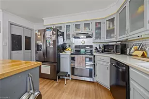 2201 Hunters Ridge Dr, Pleasant Garden, NC 27313 - Photo 34