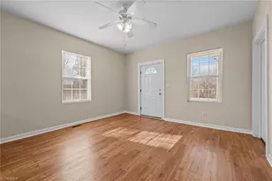 624 Delaware Ave, Burlington, NC 27217 - Photo 10