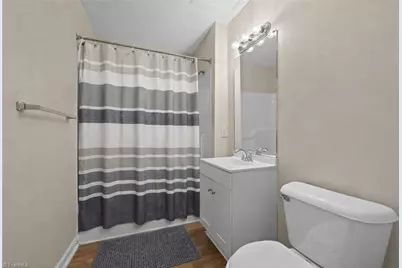 624 Delaware Avenue, Burlington, NC 27217 - Photo 26