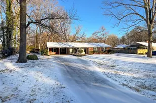 3015 Wonderwood Dr, Winston-Salem, NC 27103 - Photo 44