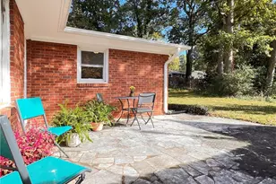 3015 Wonderwood Dr, Winston-Salem, NC 27103 - Photo 8