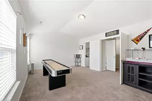 730 Traveller Dr, Whitsett, NC 27377 - Photo 36
