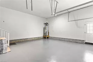 4221 Clovelly Dr, Greensboro, NC 27406 - Photo 32