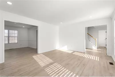 4221 Clovelly Drive, Greensboro, NC 27406 - Photo 8