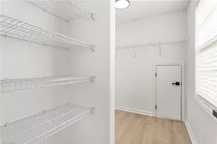 4221 Clovelly Dr, Greensboro, NC 27406 - Photo 20