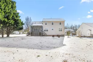 4221 Clovelly Dr, Greensboro, NC 27406 - Photo 36