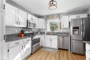 7358 Davis Country Rd, Randleman, NC 27317 - Photo 12