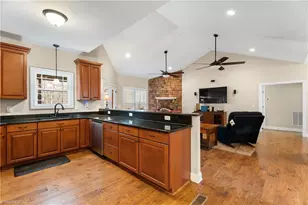 3655 Stimpson Dr, Pfafftown, NC 27040 - Photo 12