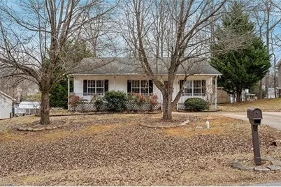 113 Falling Creek Drive, Thomasville, NC 27360 - Photo 2