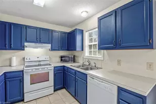 113 Falling Creek Dr, Thomasville, NC 27360 - Photo 12