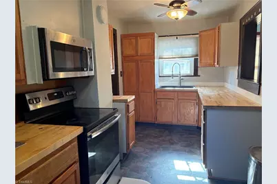 622 Franklin Boulevard, Greensboro, NC 27401 - Photo 12