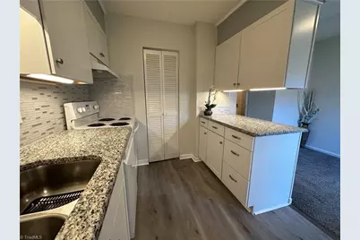 207 Northpoint Avenue #H, High Point, NC 27262 - Photo 18