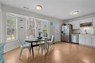 7686 Garrett Rd, Liberty, NC 27298 - Photo 6