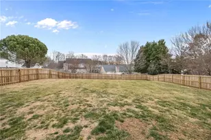 6405 Estes Ct, Greensboro, NC 27410 - Photo 28