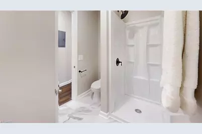 2507 Suffolk Avenue, High Point, NC 27265 - Photo 34