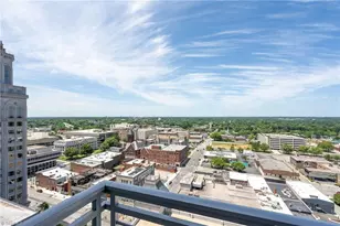 201 N Elm St, Greensboro, NC 27401 - Photo 16