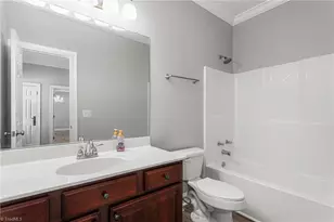 259 Lynne Terry Dr, Thomasville, NC 27360 - Photo 32