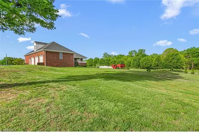 259 Lynne Terry Drive, Thomasville, NC 27360 - Photo 44