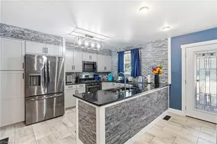 2610 Riverside Dr, Lexington, NC 27292 - Photo 10