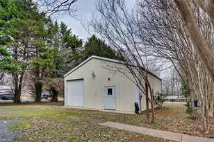 516 Hillcrest Dr, Randleman, NC 27317 - Photo 38