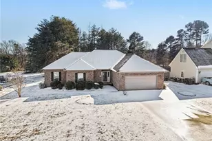 616 Nova Ave, High Point, NC 27265 - Photo 2